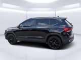 Used 2024 Volkswagen Taos SE image 4