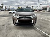 Certified 2019 Toyota Highlander LE image 2
