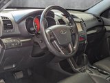 Used 2013 Kia Sorento SX w/ SX Premium Pkg image 2