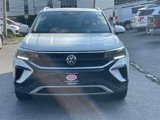 Certified 2022 Volkswagen Taos SE w/ Panoramic Sunroof Package image 2