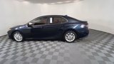 Used 2021 Toyota Camry LE image 5