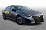 Used 2024 Nissan Altima 2.5 SV image 2