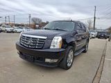 Used 2014 Cadillac Escalade Luxury image 2