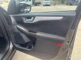 Used 2020 Ford Escape SE image 5