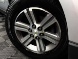 Used 2015 Chevrolet Traverse LT image 2