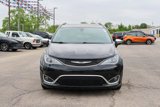 Used 2020 Chrysler Pacifica Limited image 2
