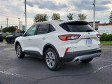 Used 2022 Ford Escape SEL image 3
