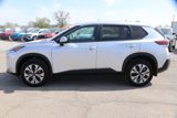 Used 2023 Nissan Rogue SV image 4