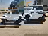 Used 2018 Jeep Wrangler Unlimited Sahara image 2