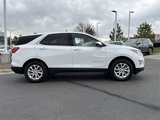 Used 2020 Chevrolet Equinox LT image 2