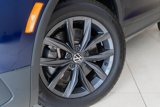 Used 2022 Volkswagen Tiguan SE image 2