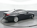 Used 2021 BMW 530i xDrive image 3