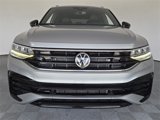Used 2022 Volkswagen Tiguan SE R-Line image 3
