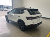 New 2025 Volkswagen Taos SE image 3