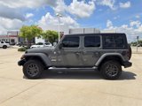 Used 2019 Jeep Wrangler Unlimited Sahara image 4