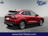 Used 2022 Ford Escape Titanium w/ Class II Trailer Tow Package image 3