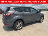 Used 2017 Ford Escape SE image 3