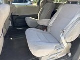 Used 2019 Toyota Sienna LE w/ LE Preferred Package image 4