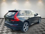 Used 2021 Volvo XC60 T5 Momentum w/ Premium Package image 3