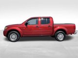 Used 2017 Nissan Frontier SV image 2