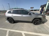 Used 2018 Jeep Cherokee Latitude w/ Altitude Package image 4