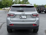 Used 2024 Jeep Compass Latitude image 5