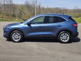 Used 2020 Ford Escape SE image 2