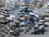 Used 2021 Ford Explorer XLT image 3
