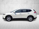 Used 2016 Nissan Rogue SV w/ SV Premium Package image 4