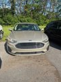 Used 2019 Ford Fusion SE image 2