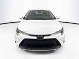 Used 2022 Toyota Corolla LE image 3