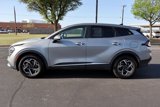 Used 2024 Kia Sportage LX image 2