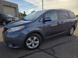 Used 2014 Toyota Sienna LE image 3