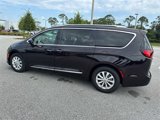 Used 2018 Chrysler Pacifica Touring-L Plus image 4