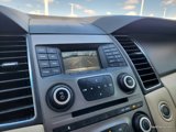 Used 2017 Ford Taurus SE image 4