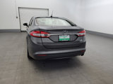 Used 2017 Ford Fusion SE image 6