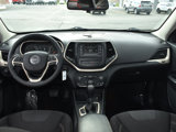 Used 2015 Jeep Cherokee Latitude w/ Cold Weather Group image 4