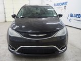 Used 2017 Chrysler Pacifica Touring-L image 3