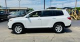 Used 2013 Toyota Highlander FWD image 3
