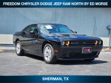 Certified 2023 Dodge Challenger SXT image 2