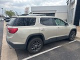 Used 2017 GMC Acadia SLT image 2