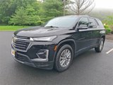 Used 2023 Chevrolet Traverse LT image 2