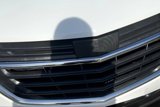 Used 2019 Chevrolet Equinox LT w/ Driver Convenience Package image 4