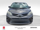 Used 2019 Toyota Sienna XLE image 2