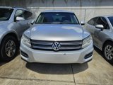 Used 2014 Volkswagen Tiguan SE image 2