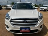 Used 2017 Ford Escape Titanium image 2