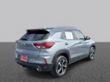 Used 2021 Chevrolet TrailBlazer RS w/ Sun and Liftgate Package image 3