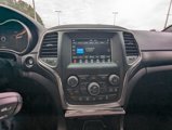 Used 2021 Jeep Grand Cherokee Laredo image 4