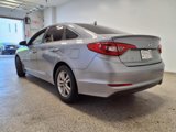 Used 2016 Hyundai Sonata SE image 2