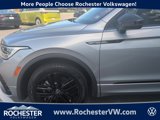 Used 2022 Volkswagen Tiguan SE R-Line image 2